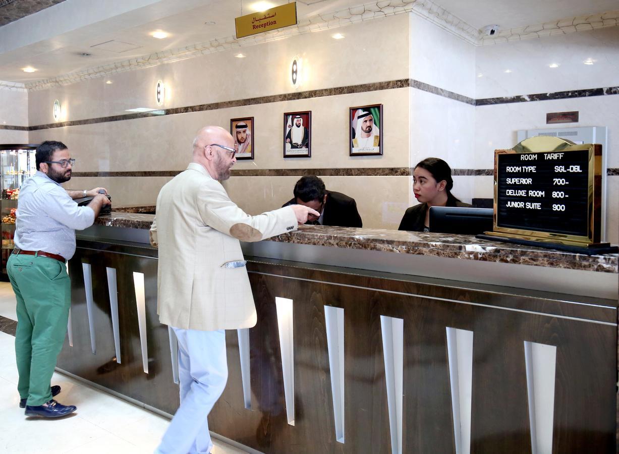 London Crown Hotel Dubai Esterno foto