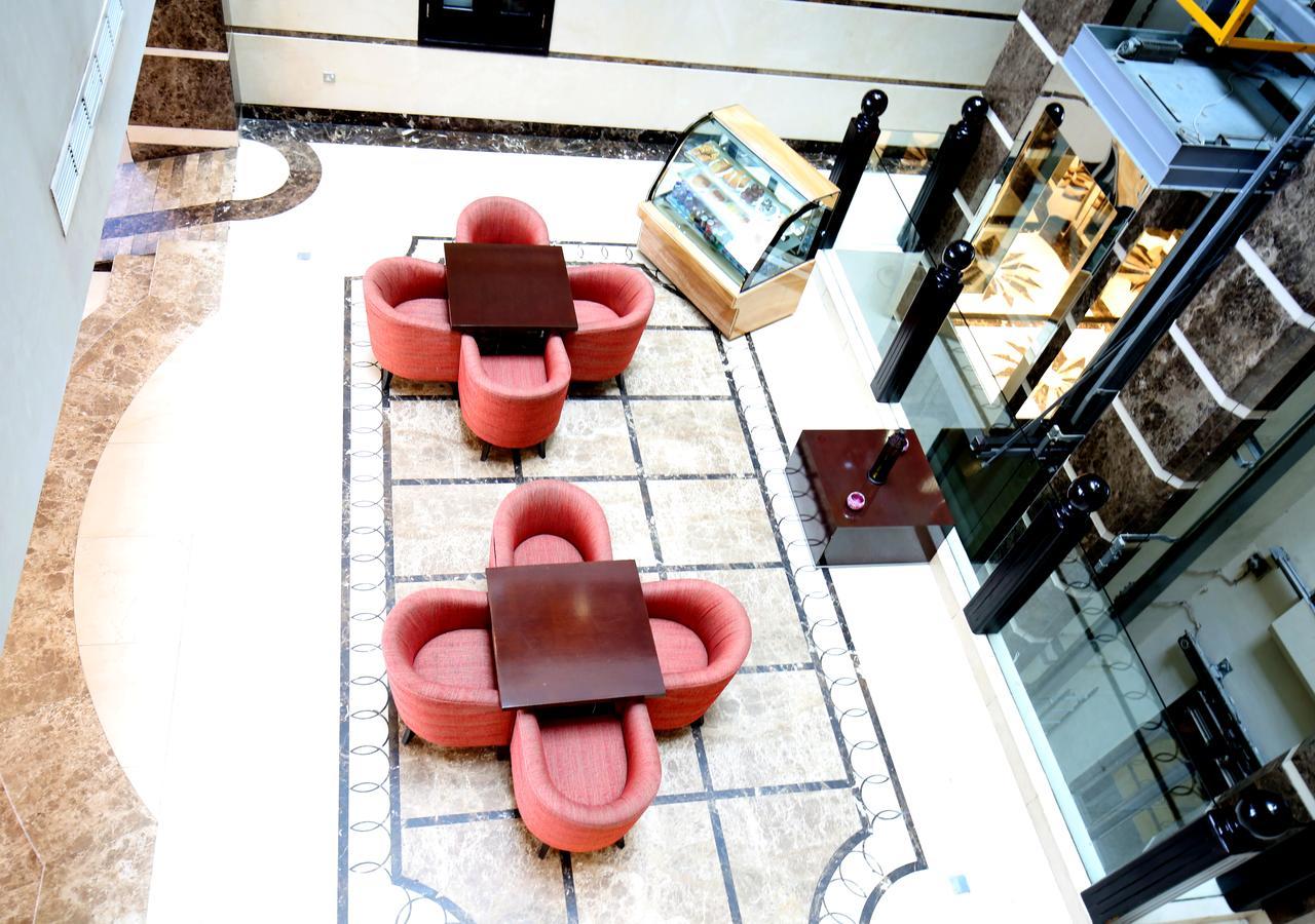 London Crown Hotel Dubai Esterno foto