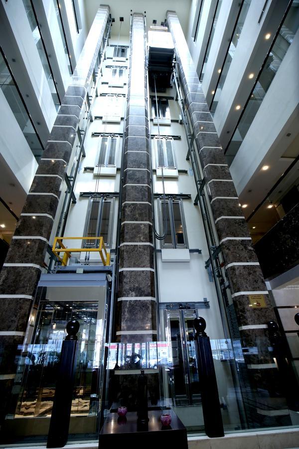London Crown Hotel Dubai Esterno foto