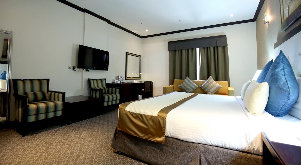 London Crown Hotel Dubai Esterno foto